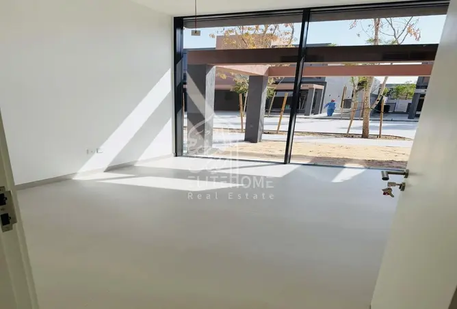 153745122 - Property Image 2