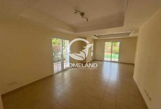 77794006 - Property Image 2