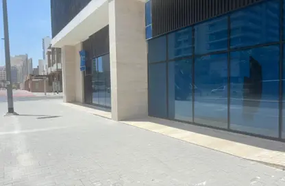 محل - استوديو - 1 حمام للبيع في بن غاطي أزور - منطقة 16 - قرية جميرا الدائرية - دبي