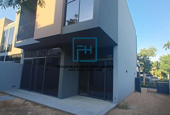 64041834 - Property Main Image