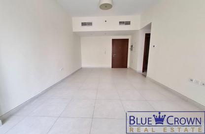 Apartment - 2 Bedrooms - 3 Bathrooms for rent in Al Waleed Garden 1 - Al Waleed Garden - Al Jaddaf - Dubai