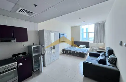 Apartment - 1 Bathroom for rent in Union Tower - Al Seer - Ras Al Khaimah