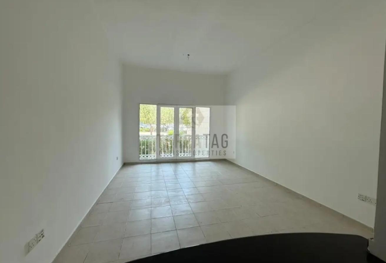 GARDEN VIEW STUIO | BALCONY AND 08 WARDROBES photo 7