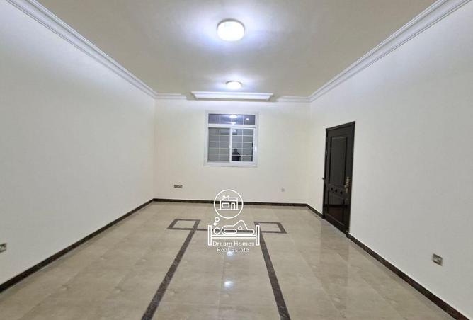 110540107 - Property Image 2