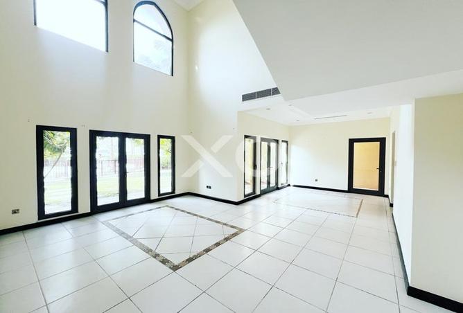 82791354 - Property Main Image