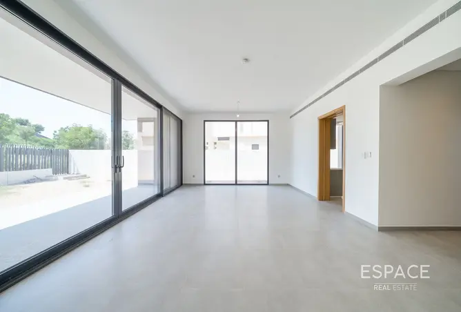 148639087 - Property Image 3