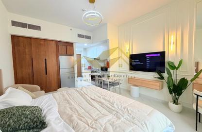 Apartment - Studio - 1 Bathroom for rent in Jumeirah Garden City - Al Satwa - Dubai