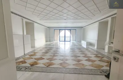 شقة - 2 غرف نوم - 2 حمامات للايجار في بالازيو فيرساتشي - القرية التراثية - دبي