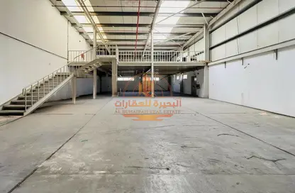 Warehouse - Studio - 1 Bathroom for rent in Al Jlail - Al Sajaa - Sharjah