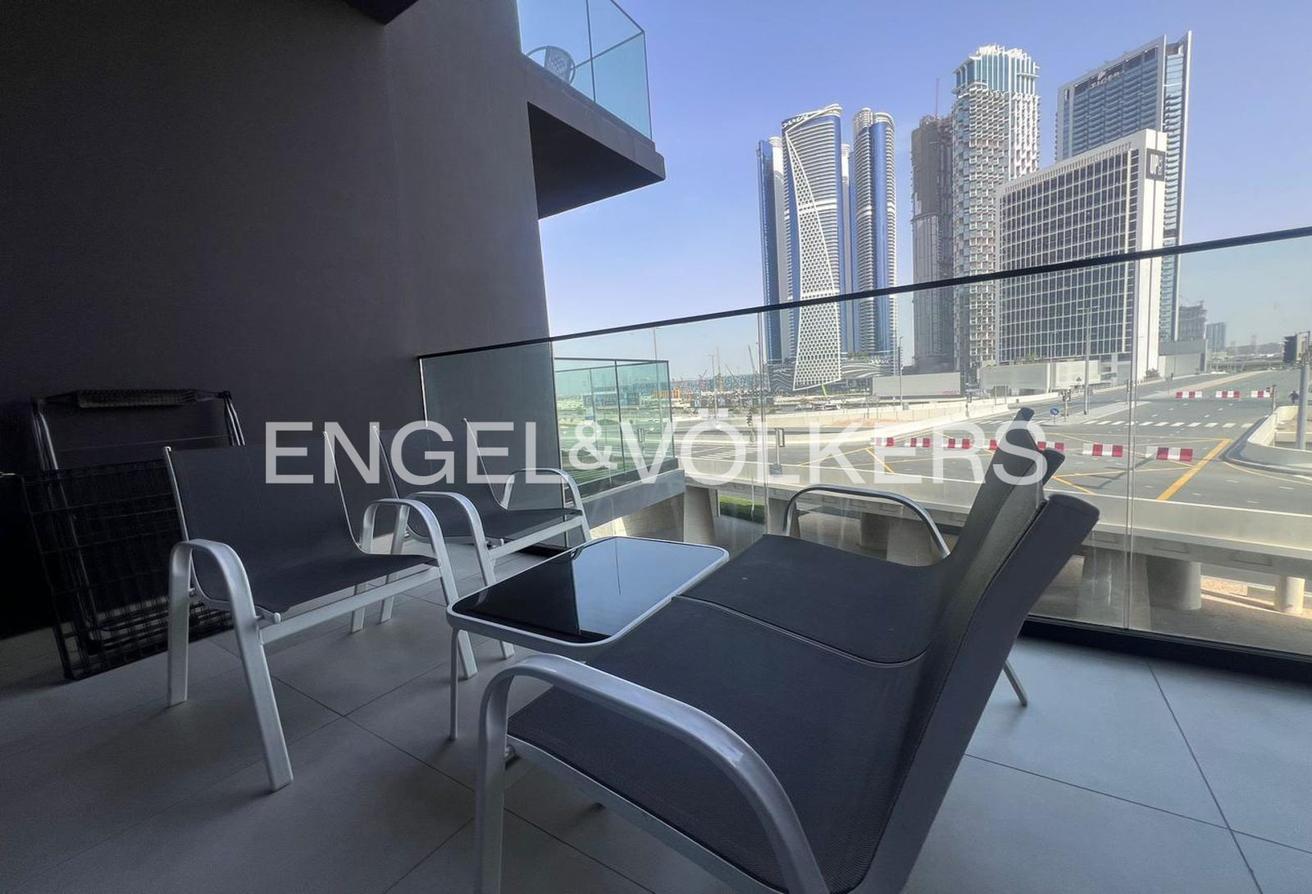 Canal View | Furnished | Vacant photo 10