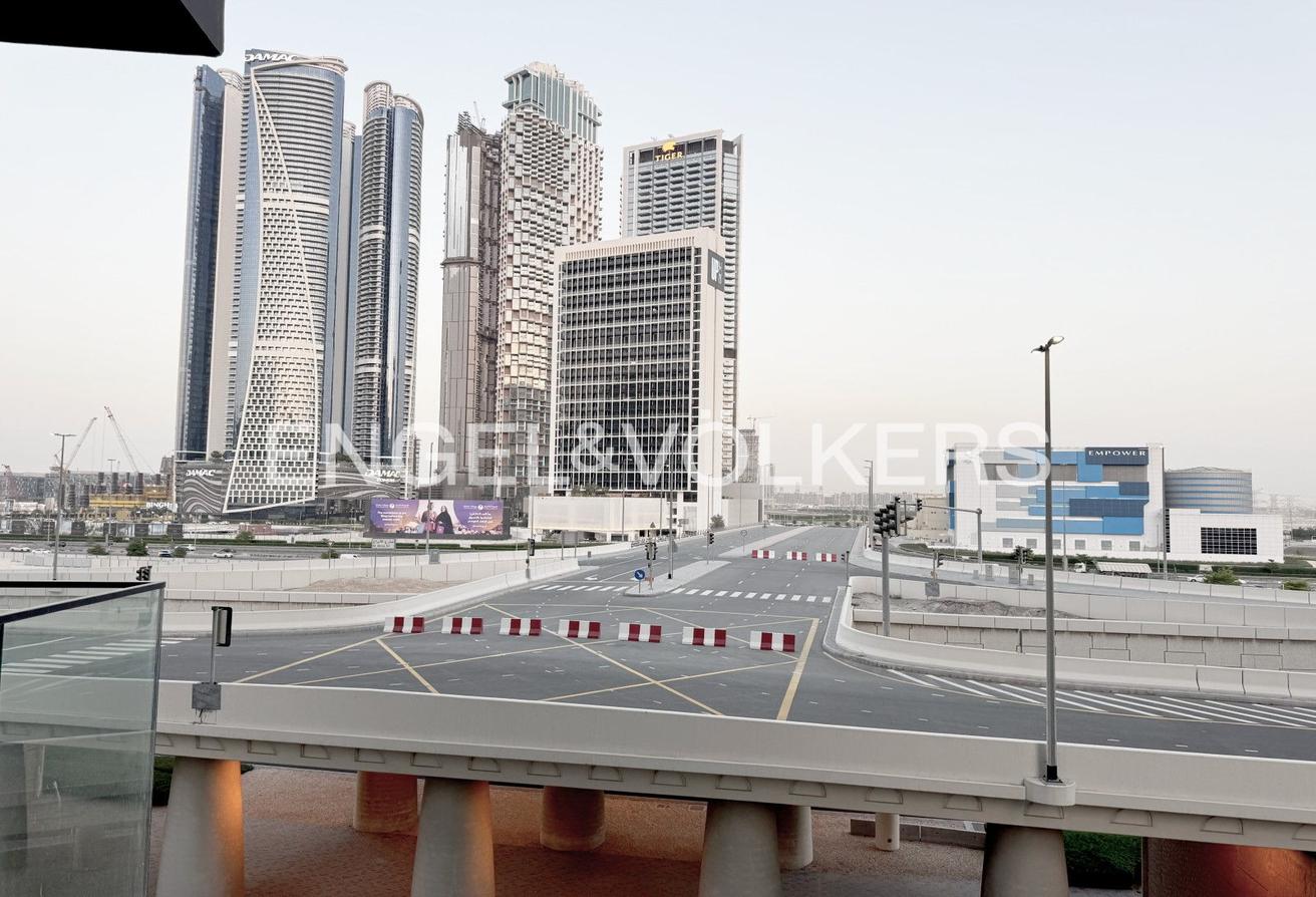 Canal View | Furnished | Vacant photo 12