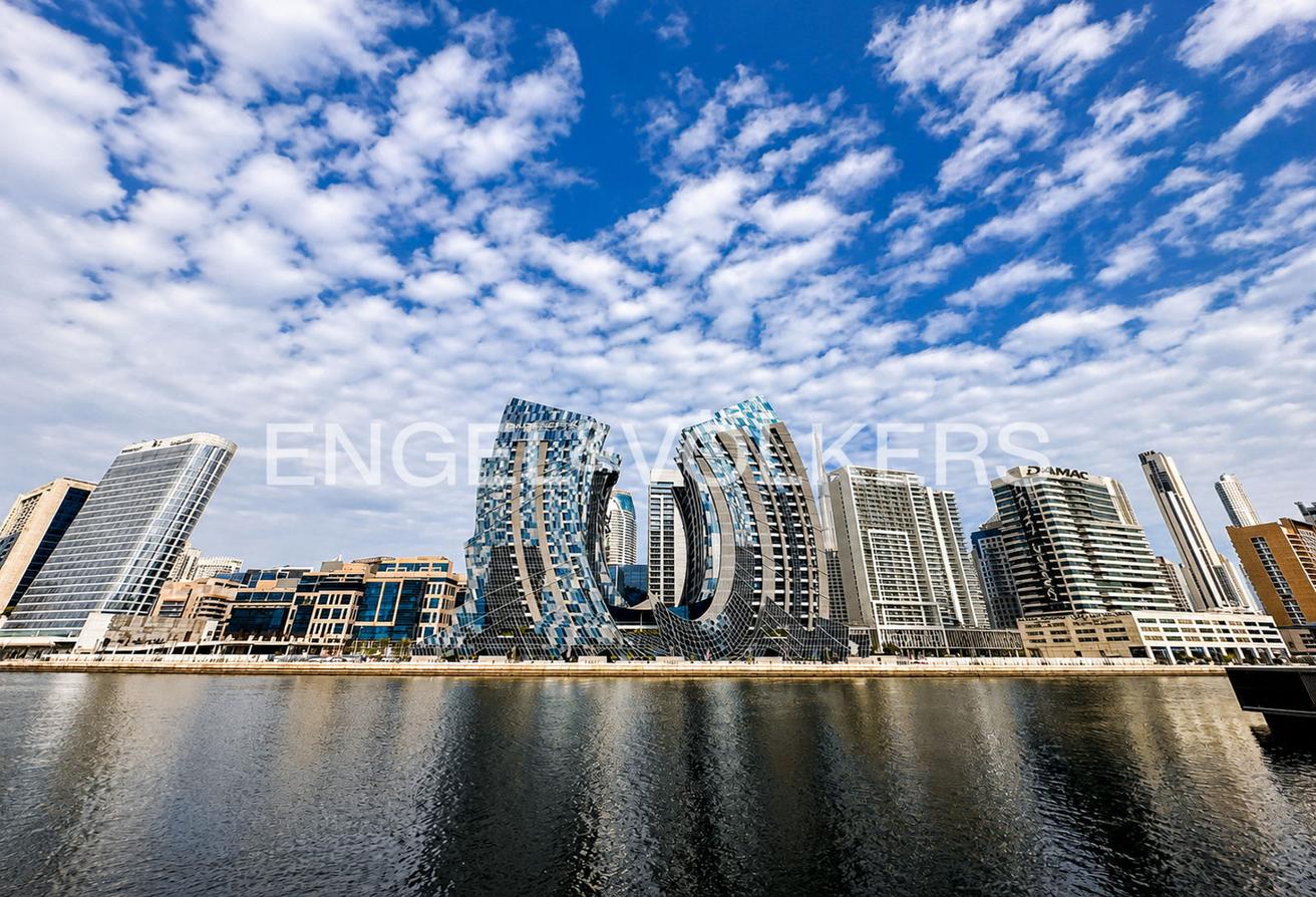 Canal View | Furnished | Vacant photo 13