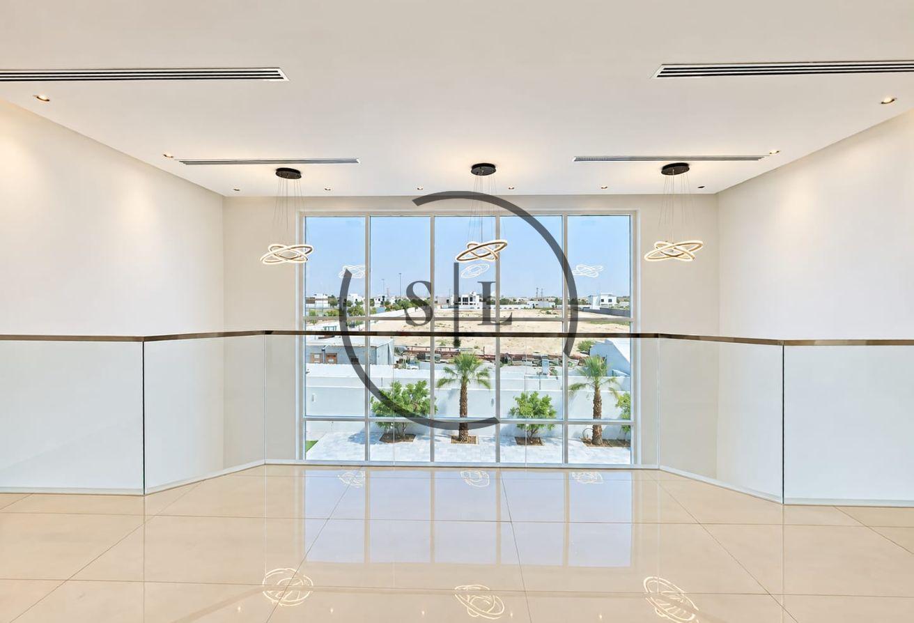 Well-Maintained | Spacious Villa | Move-in Ready photo 12