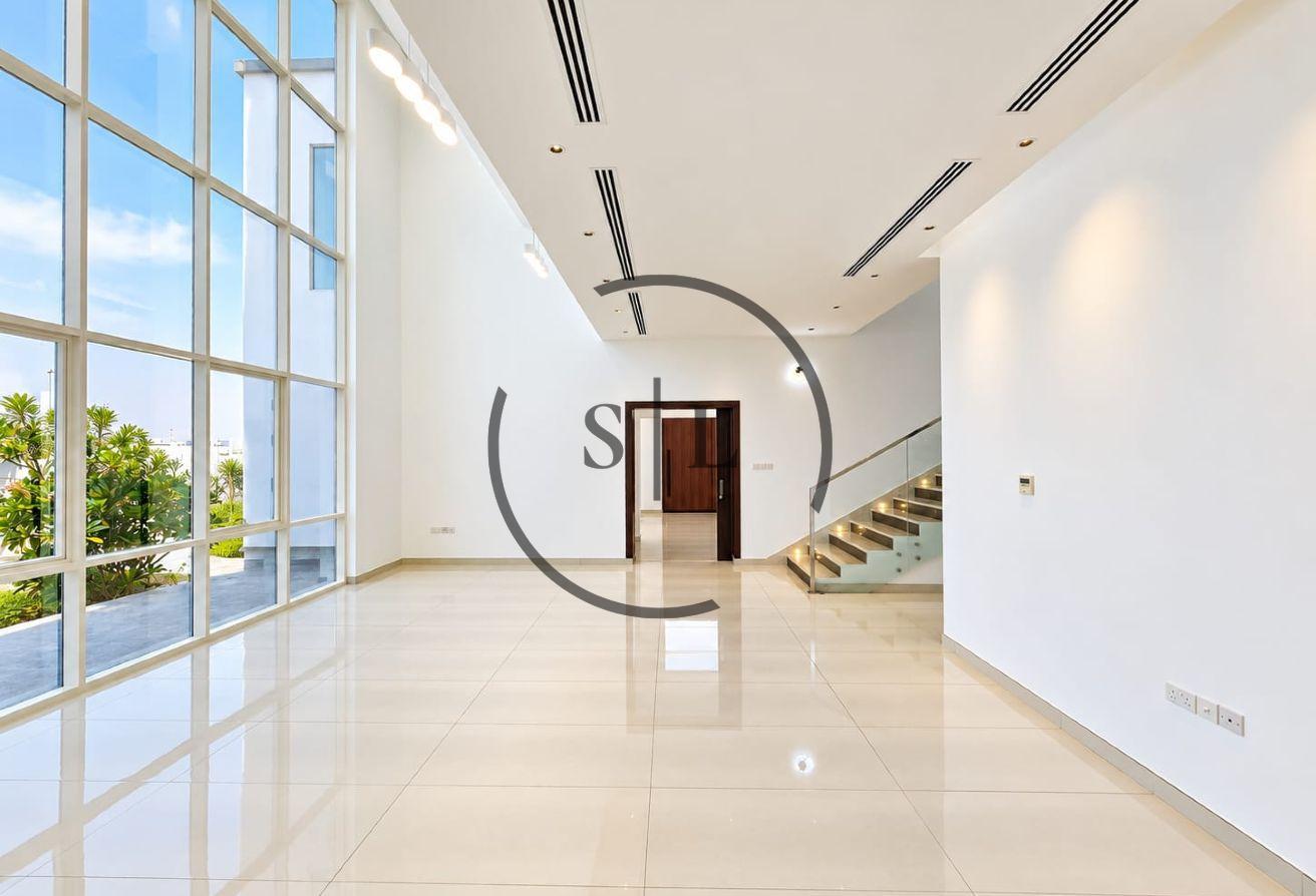 Well-Maintained | Spacious Villa | Move-in Ready photo 7