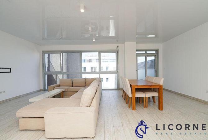 16030201 - Property Main Image