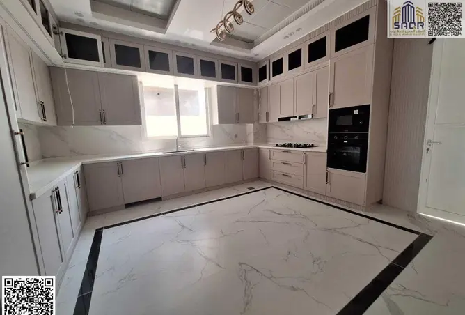 85732230 - Property Image 3