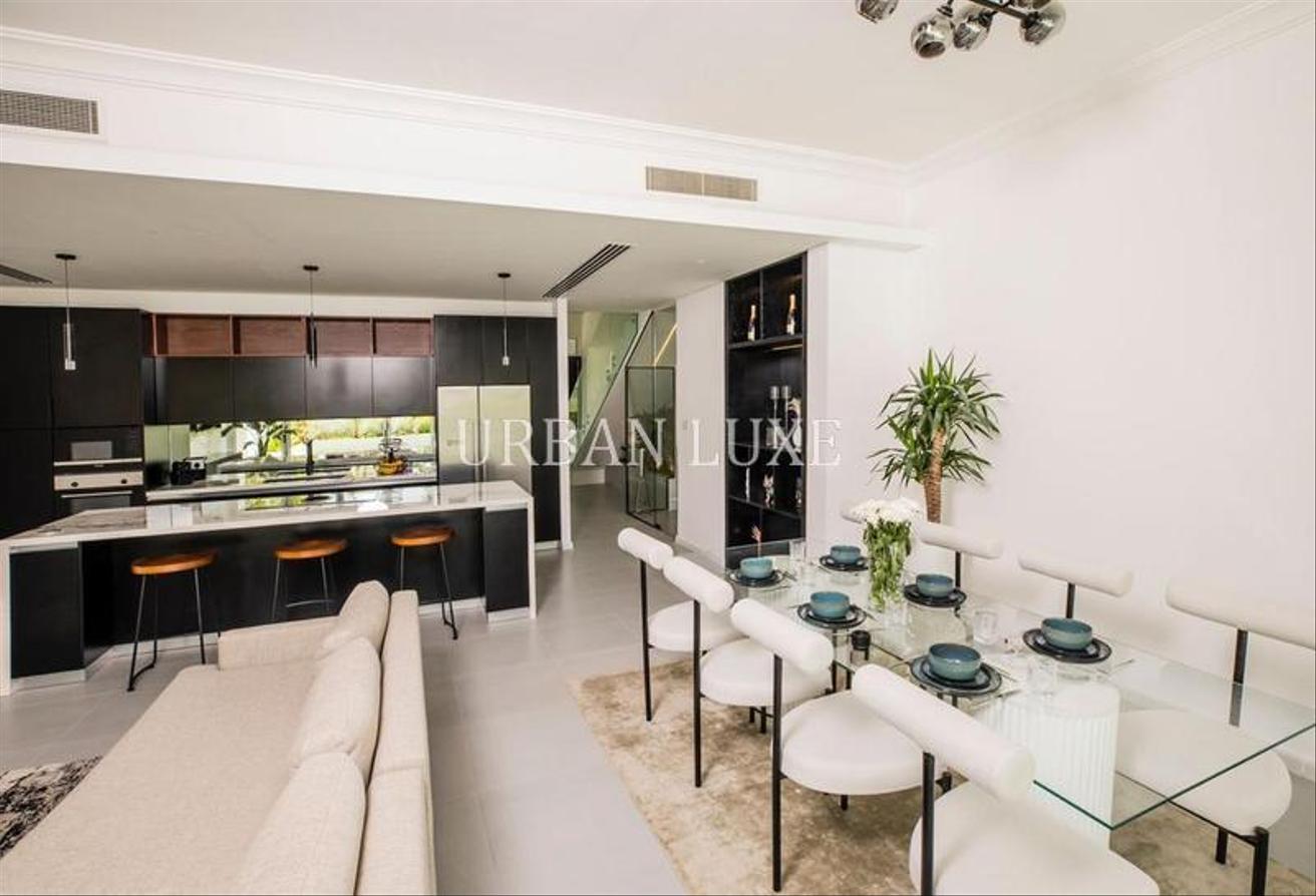 Furnished | Upgraded | Single Row photo 8
