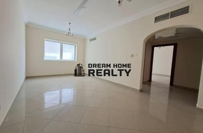 Apartment - 1 Bedroom - 2 Bathrooms for rent in New Al Taawun Road - Al Taawun - Sharjah