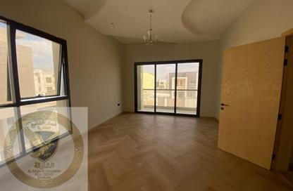Villa - 5 Bedrooms - 6 Bathrooms for rent in Al Hooshi Villas - Hoshi - Al Badie - Sharjah Villa - 5 Bedrooms - 6 Bathrooms for rent in Al Hooshi Villas - Hoshi - Al Badie - Sharjah