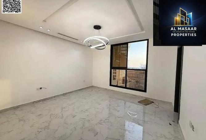 74622981 - Property Image 3