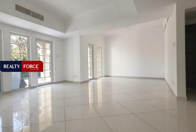 57770933 - Property Image 2