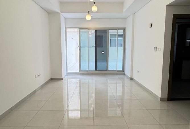 63648158 - Property Main Image