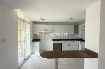 Villa - 2 Bedrooms - 3 Bathrooms for rent in Springs 11 - The Springs - Dubai