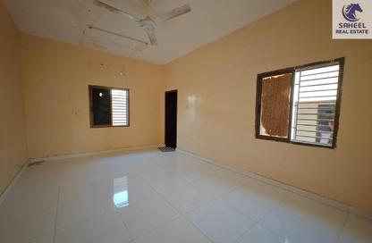 Villa - 5 Bedrooms - 4 Bathrooms for rent in Concorde Building 2 - Al Mamourah - Ras Al Khaimah
