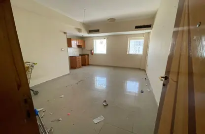 Apartment - Studio - 6 Bathrooms for rent in Mega Mall - Al Qasimia - Sharjah