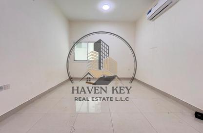 Apartment - 1 - 1 for rent in Muwailih Building - Muwaileh - Sharjah