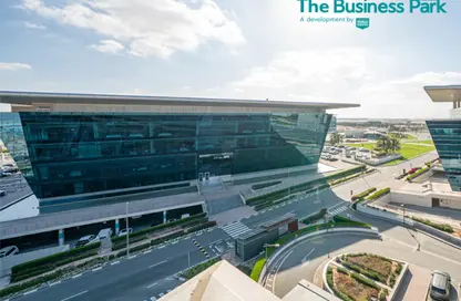 Office Space - Studio - 4 Bathrooms for rent in Business Park - Dubai South (Dubai World Central) - Dubai