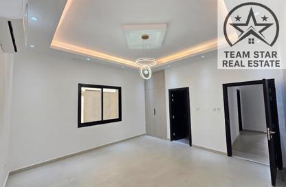 Villa - 4 Bedrooms - 6 Bathrooms for rent in Al Helio 2 - Al Helio - Ajman