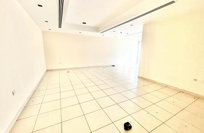 Apartment - 2 Bedrooms - 3 Bathrooms for rent in Al Mamzar - Sharjah - Sharjah