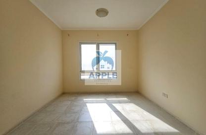 Apartment - 1 Bedroom - 2 Bathrooms for rent in Muwaileh 3 Building - Muwaileh - Sharjah