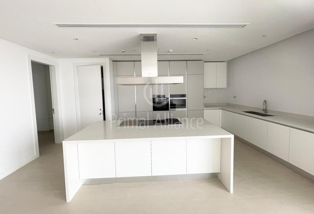 Contemporary 2 BR | Spacious | Green Community photo 5