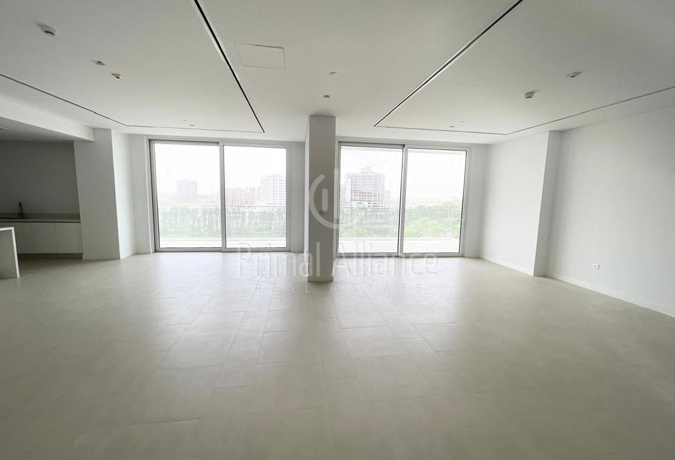 Contemporary 2 BR | Spacious | Green Community photo 3