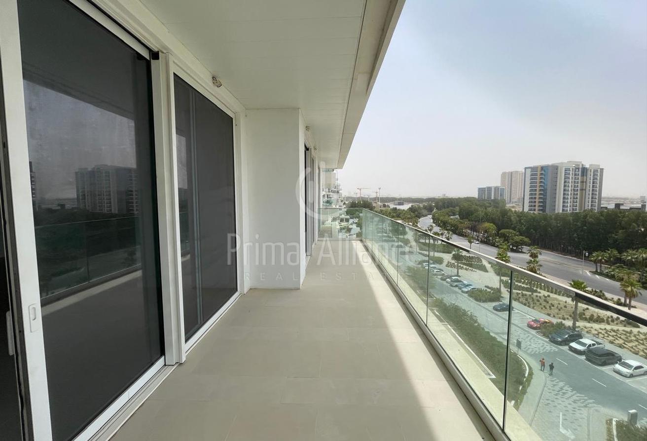 Contemporary 2 BR | Spacious | Green Community photo 22