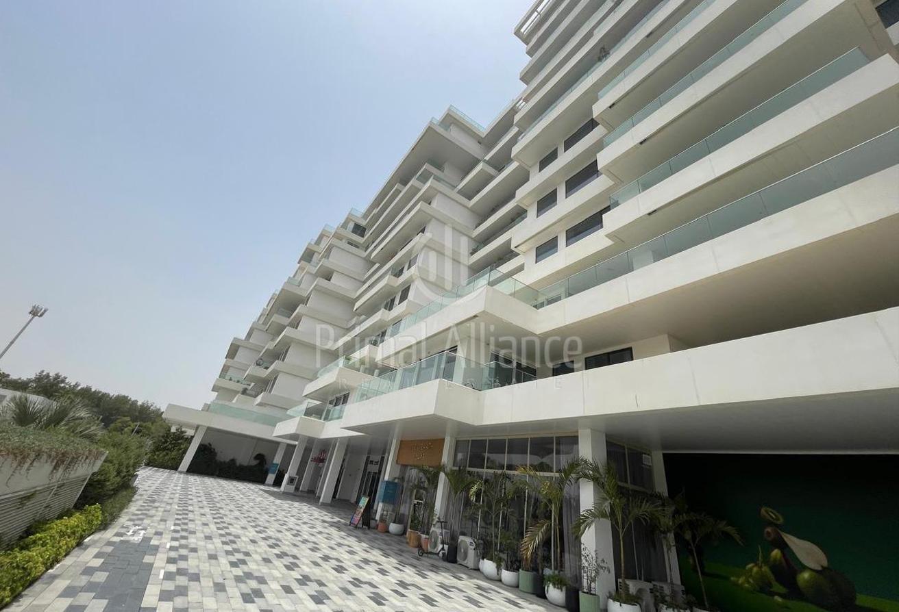 Contemporary 2 BR | Spacious | Green Community photo 25