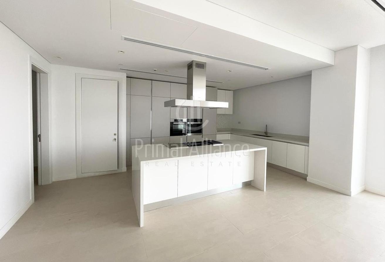 Contemporary 2 BR | Spacious | Green Community photo 4