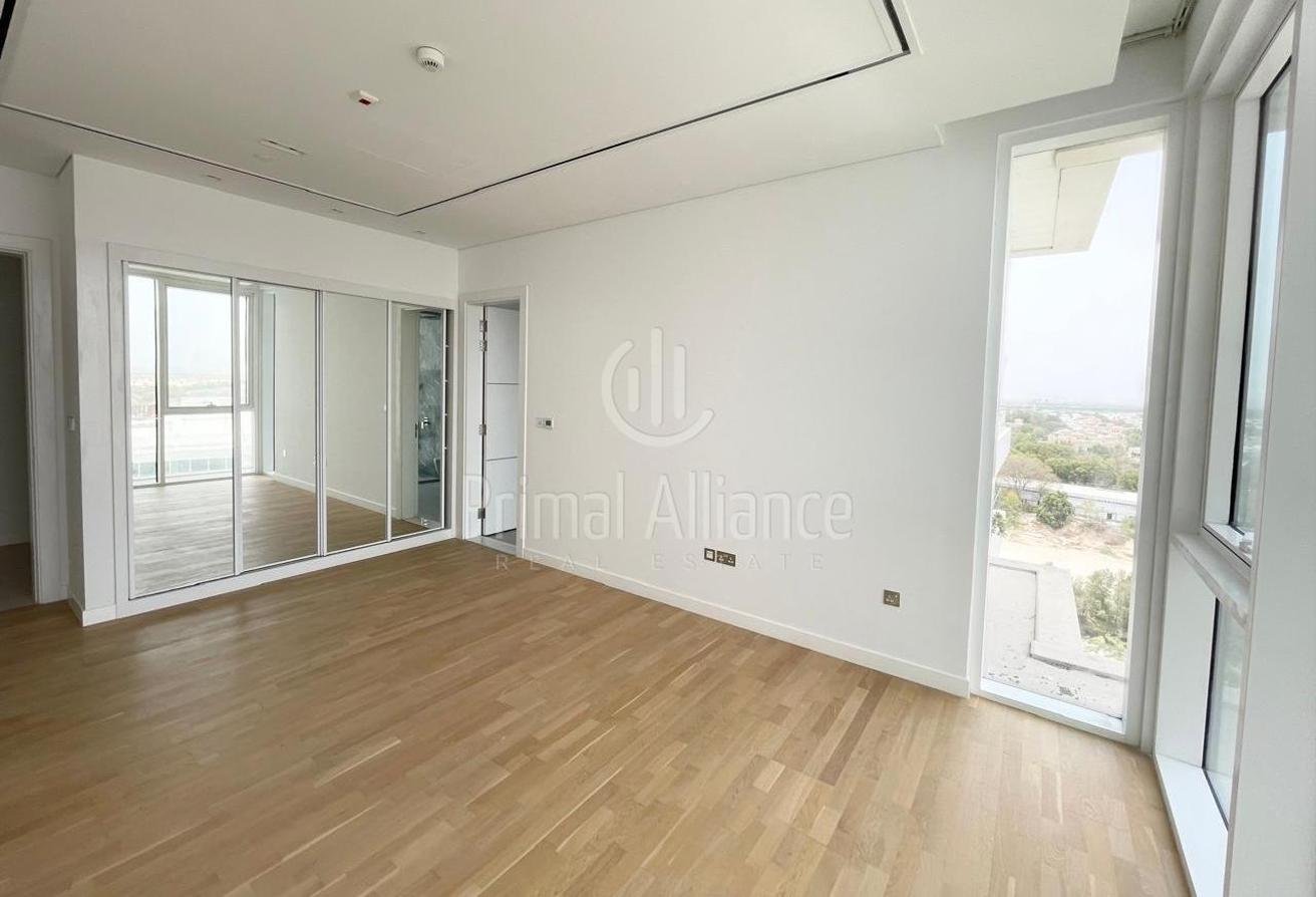 Contemporary 2 BR | Spacious | Green Community photo 18