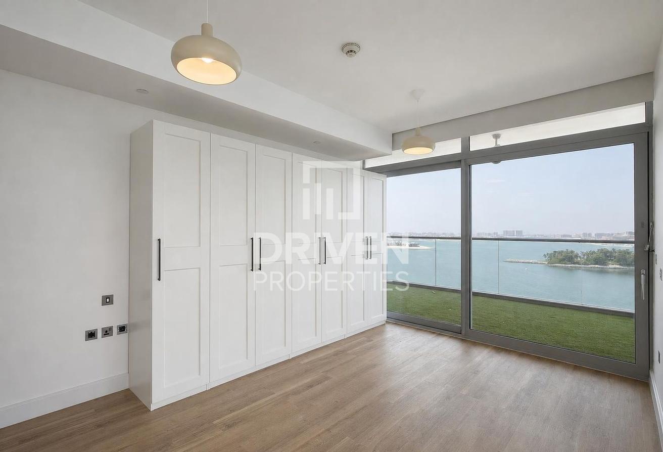 Spacious Layout | Water View | Ready to Move in photo 9