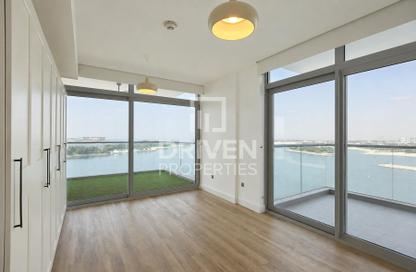 Apartment - 2 Bedrooms - 3 Bathrooms for rent in Azure Residences - Palm Jumeirah - Dubai