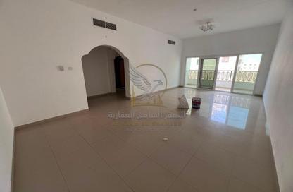 Apartment - 2 Bedrooms - 3 Bathrooms for rent in Bu Tina - Al Sharq - Sharjah