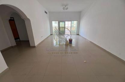 Apartment - 2 Bedrooms - 3 Bathrooms for rent in Bu Tina - Al Sharq - Sharjah