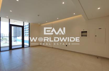 Apartment - 2 Bedrooms - 2 Bathrooms for sale in Aras Heights - Majan - Dubai