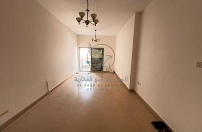 Apartment - 3 Bedrooms - 3 Bathrooms for rent in New Al Taawun Road - Al Taawun - Sharjah