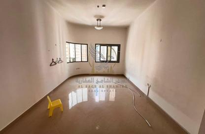 Apartment - 3 Bedrooms - 3 Bathrooms for rent in New Al Taawun Road - Al Taawun - Sharjah