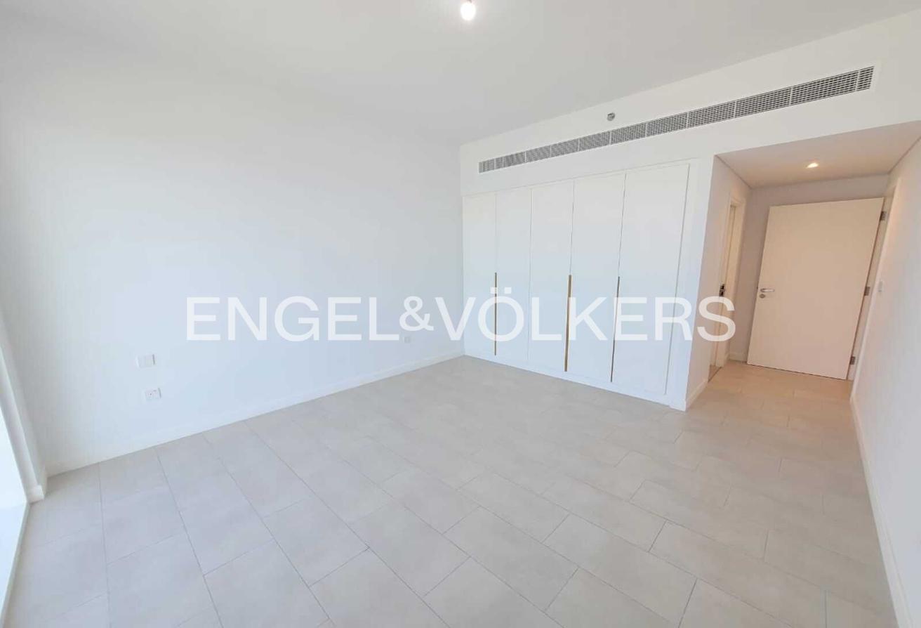 Sea & Ain View | Private Beach | Unfurnished photo 17