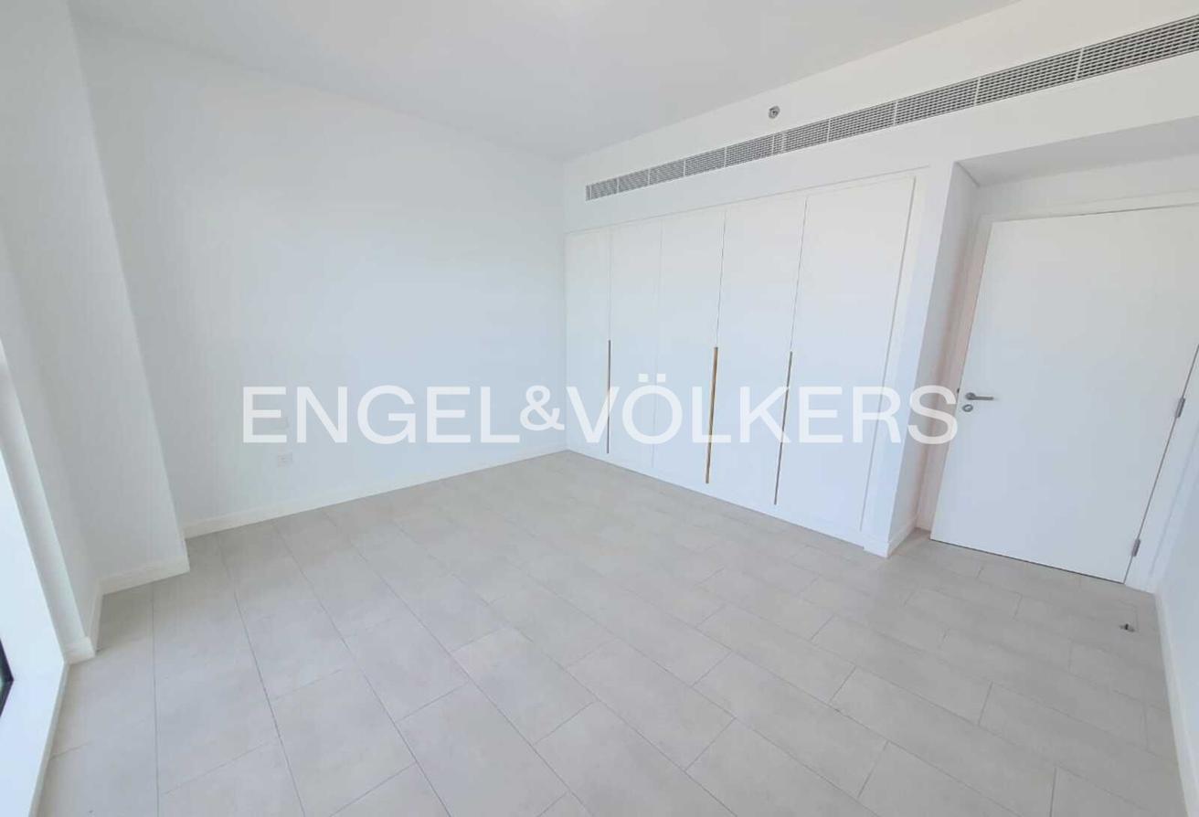Sea & Ain View | Private Beach | Unfurnished photo 14