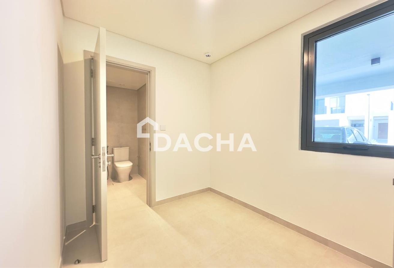 Spacious Layout | Vacant | Close To Key Amenities photo 7